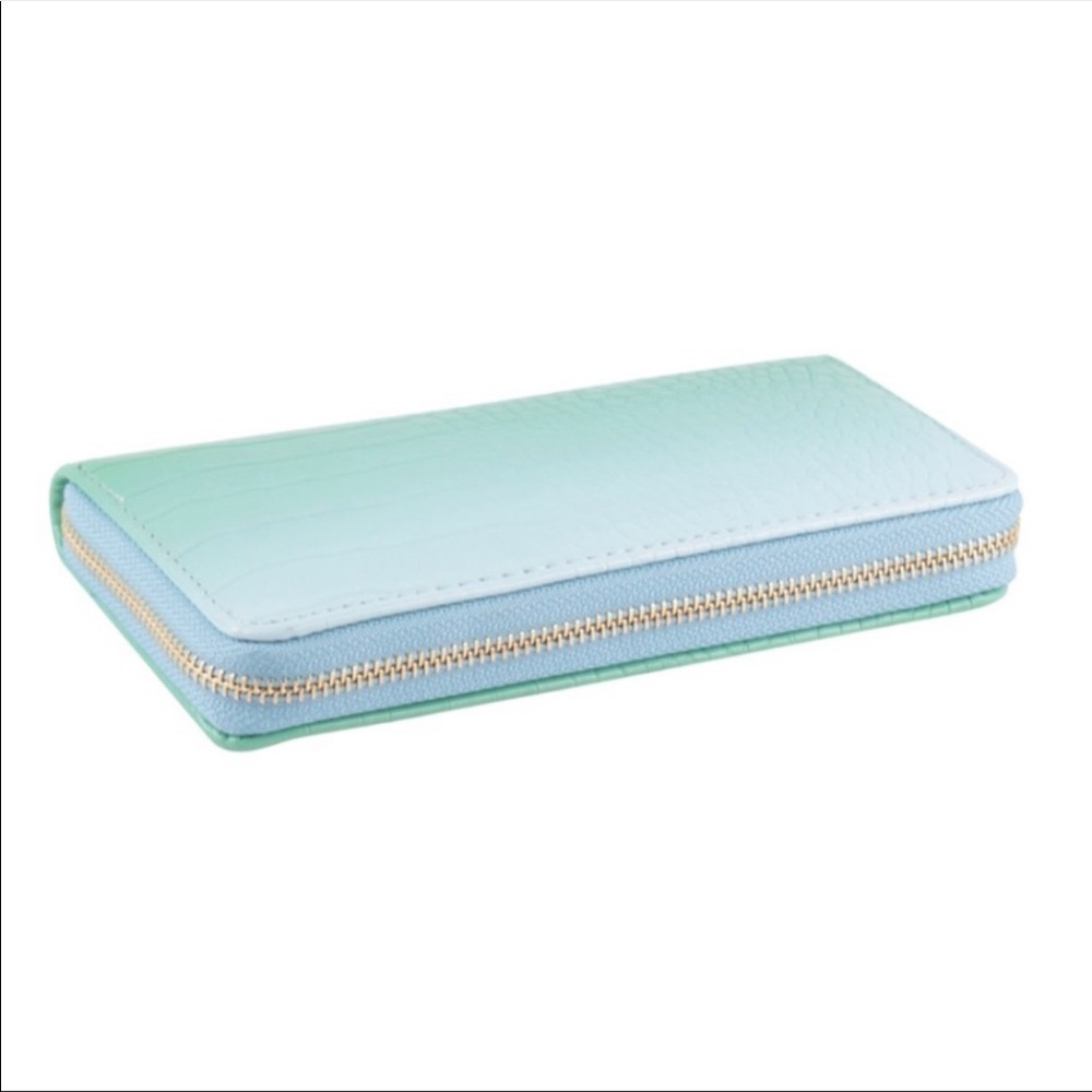 NWT TWO TONED ZIP WALLET (BLUE/GREEN)